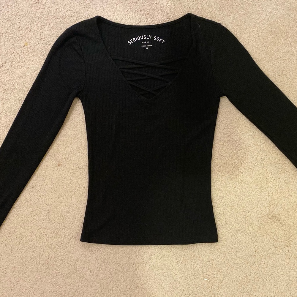 CRISS CROSS RIBBED TOP